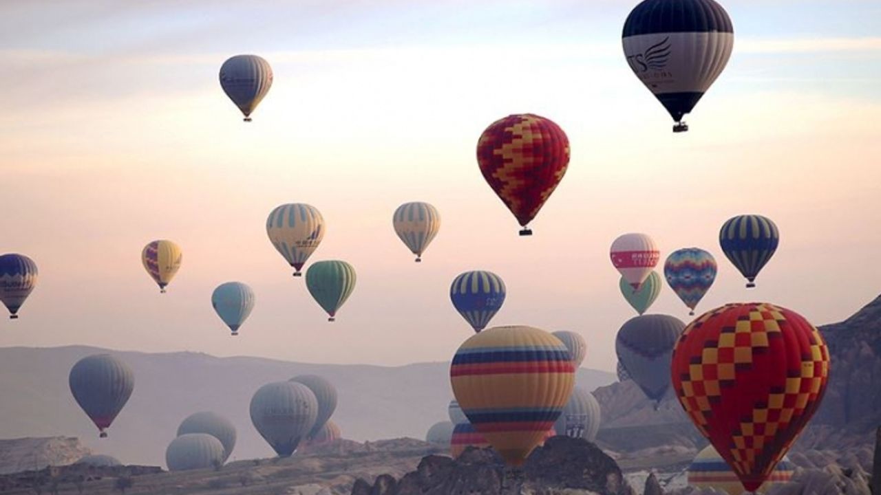 Kapadokya'da ilk kez uluslararası sıcak hava balon festivali düzenlenecek