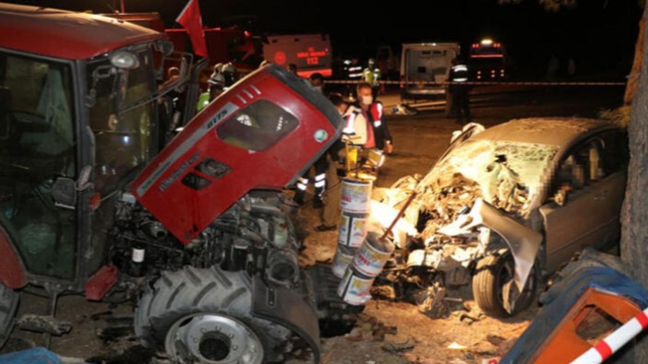 Denizli'de korkunç kaza: Hurdaya dönen otomobildeki İmdat Aday ve Şükrü Geçili hayatını kaybetti!