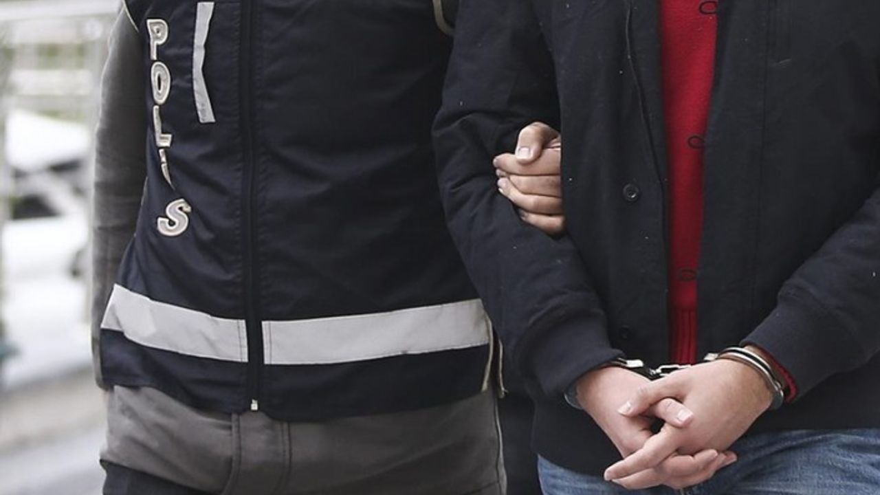 Ankara merkezli 25 ilde FETÖ'ye yönelik operasyon: 35 gözaltı