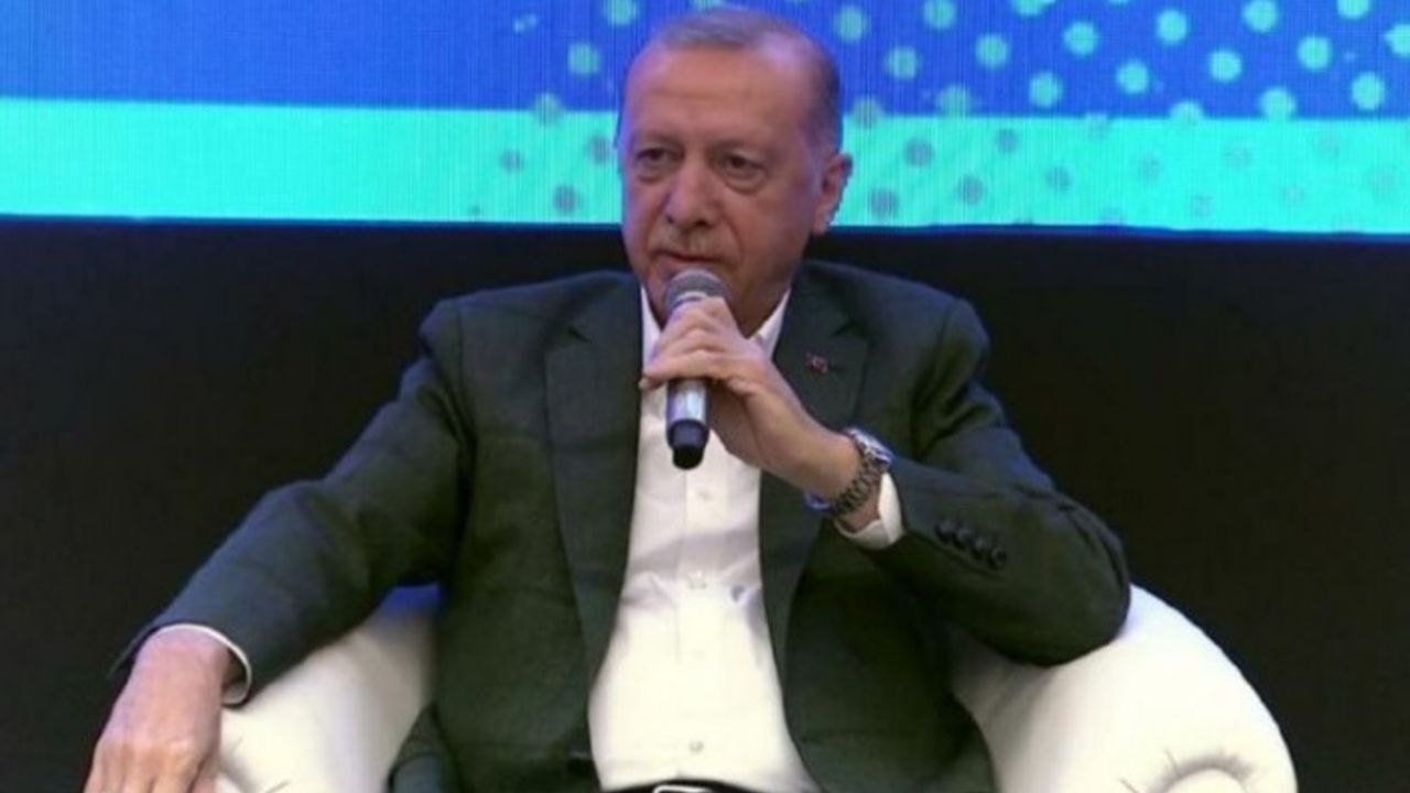 Cumhurbaşkanı Erdoğan'dan soru soran gence: Müslüm baba gibi sen de tam damardan girdin