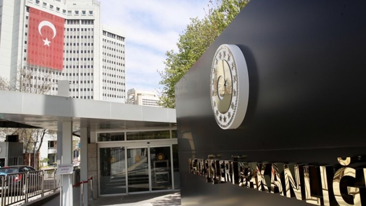 Fransa’nın Ankara Büyükelçiliği Elçi Müsteşarı Grammont, Dışişleri Bakanlığına çağırıldı