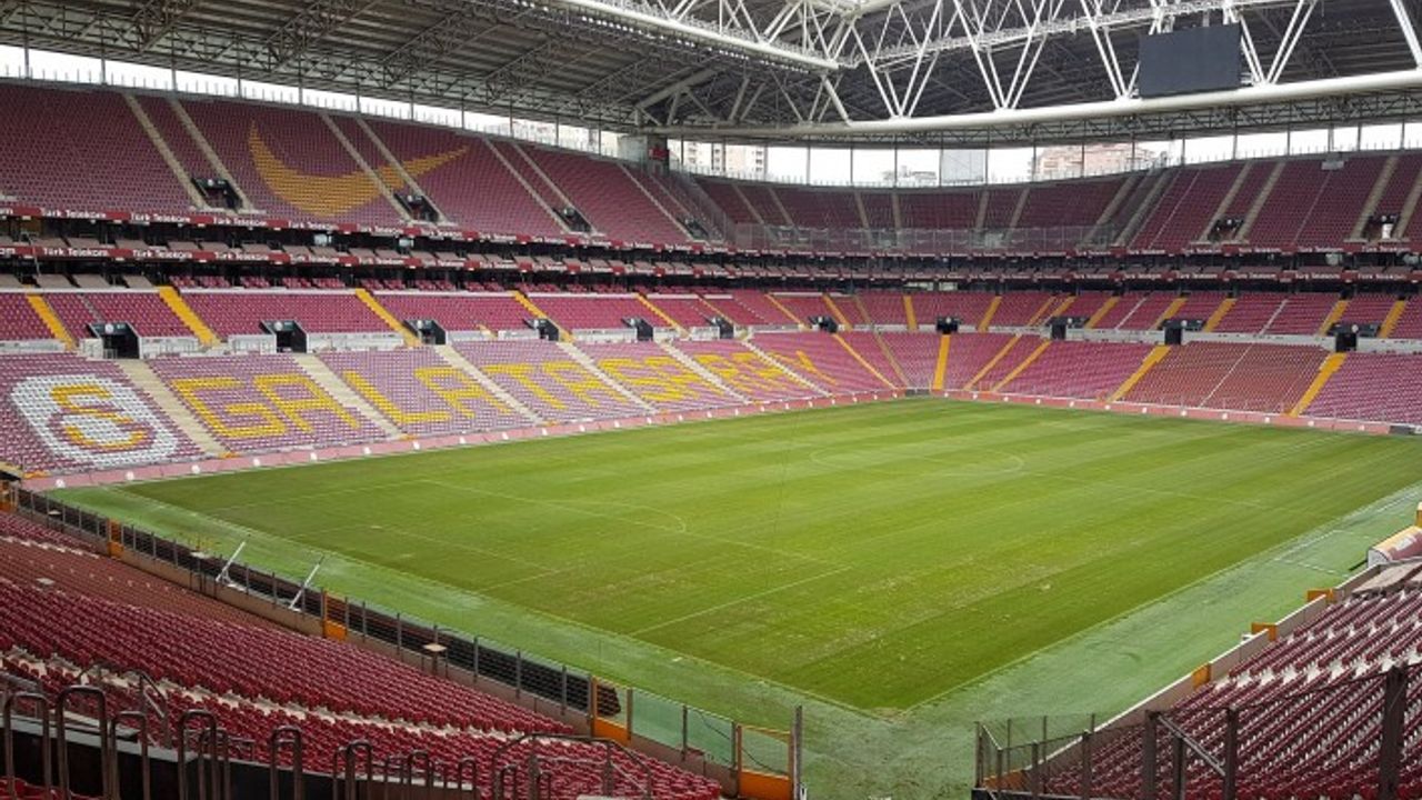 Galatasaray'da stadın adı değişiyor! Yeni ismi taraftarları mest edecek