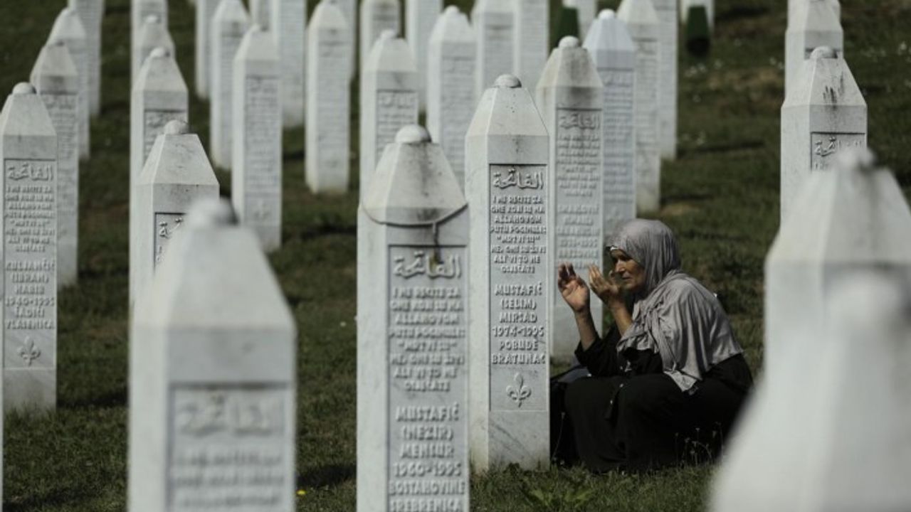 AK Parti Genel Başkanvekili Kurtulmuş, Srebrenitsa'da soykırım kurbanlarını anma törenlerine katılacak
