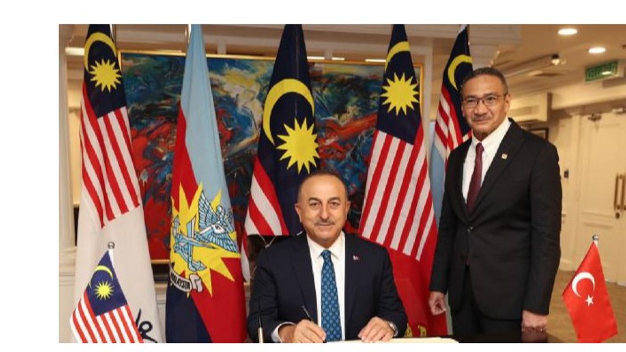 Malezya Dışişleri Bakanı'ndan "Türkiye ile ekonomik ilişkileri geliştirme" mesajı