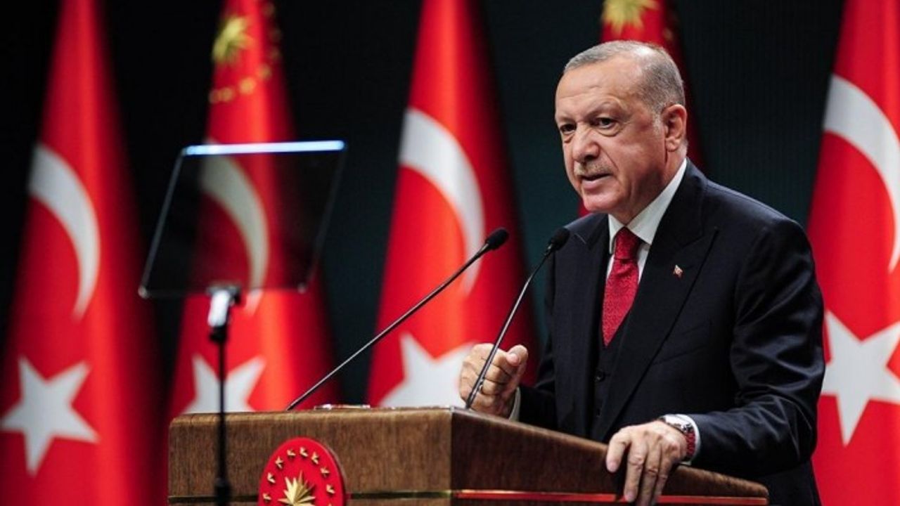 Ne Kılıçdaroğlu ne İmamoğlu ne de Yavaş! İngiliz medyası Cumhurbaşkanı Erdoğan'ın en büyük rakibini yazdı