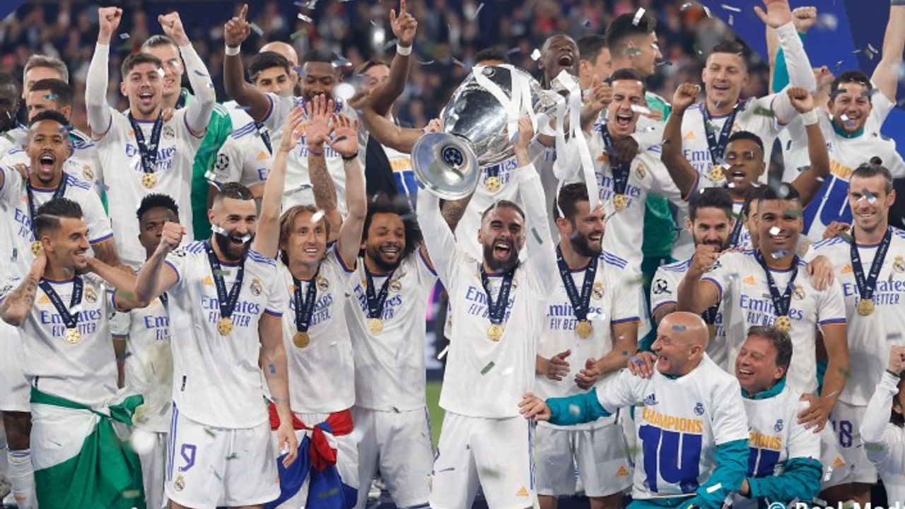 Real Madrid'den tarihi zafer: Benzema rekor kırdı