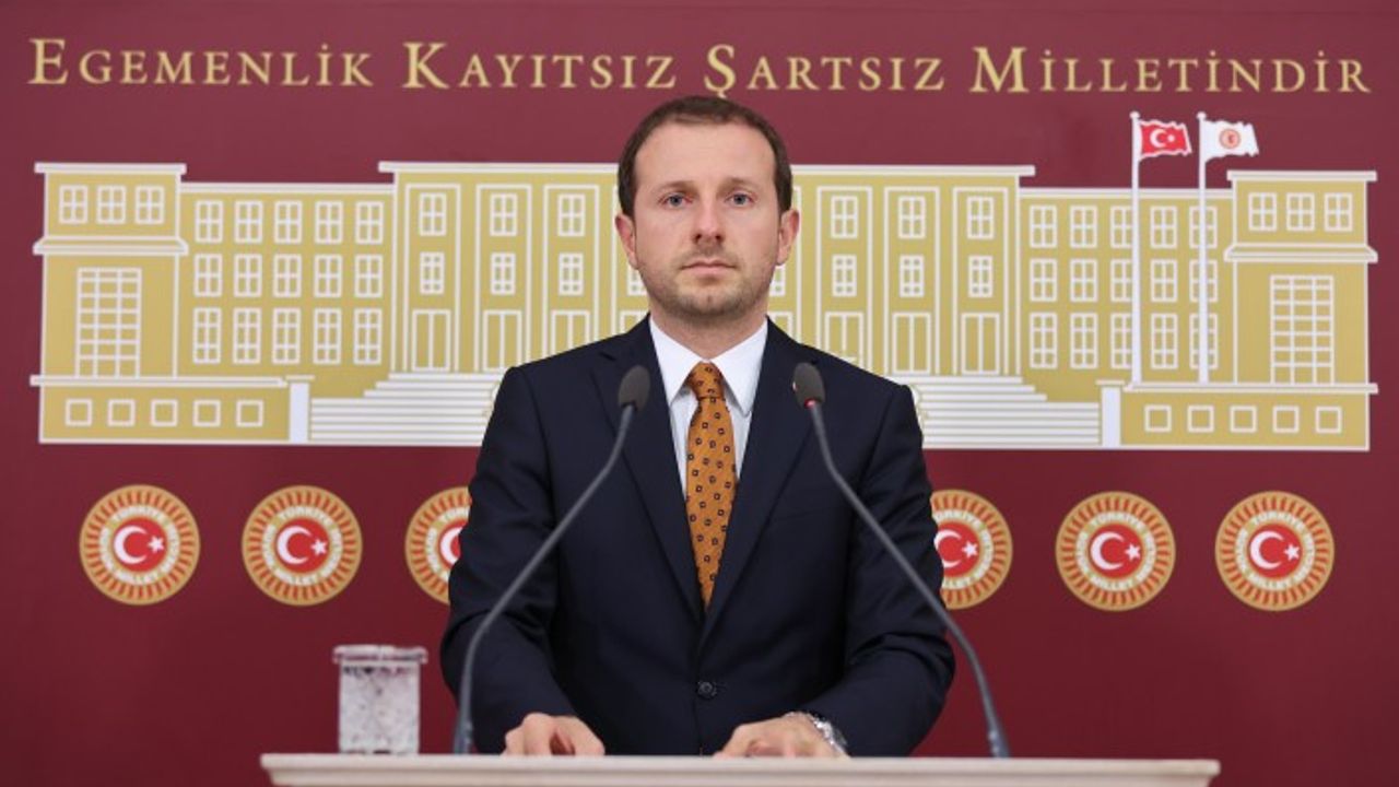 AK Parti Milletvekili Kılıç: CHP, PKK'nın açıklamasını bekledi