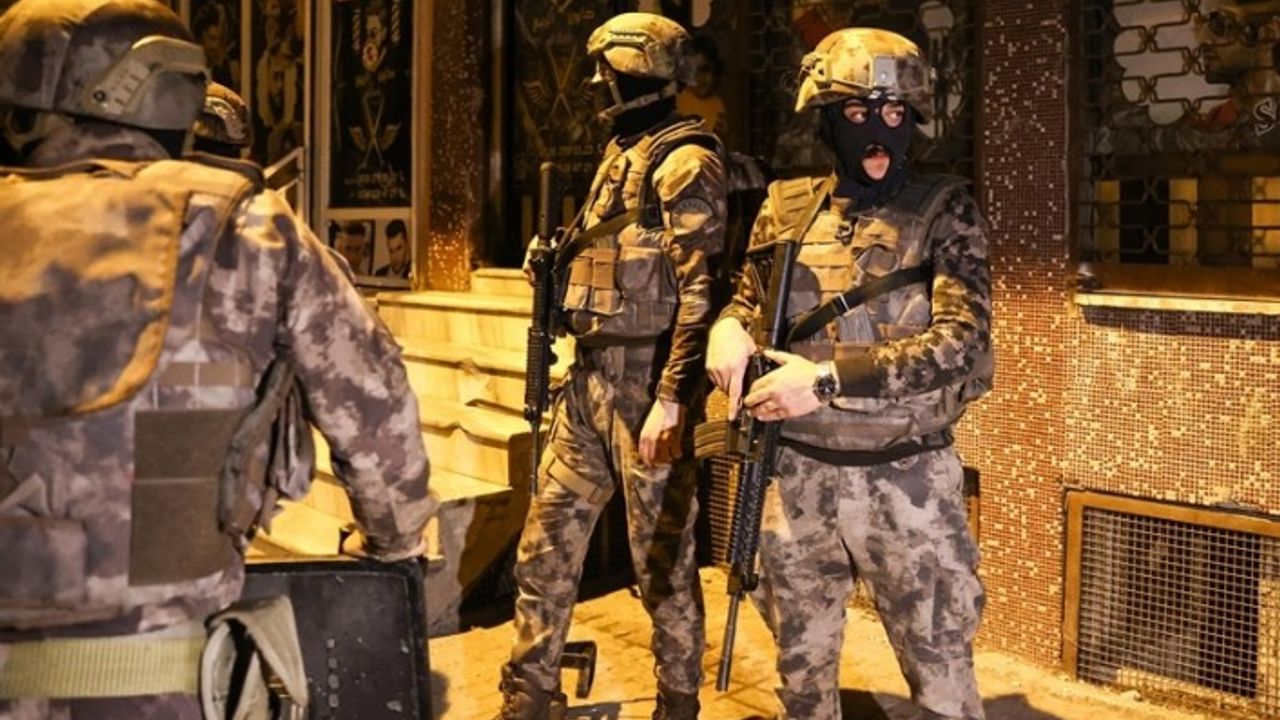 İstanbul'da DEAŞ operasyonu: 10 şüpheli yakalandı