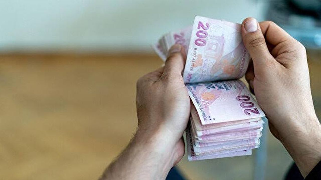Cumhurbaşkanı Yardımcısı Fuat Oktay açıkladı: Asgari ücret ne kadar olacak?