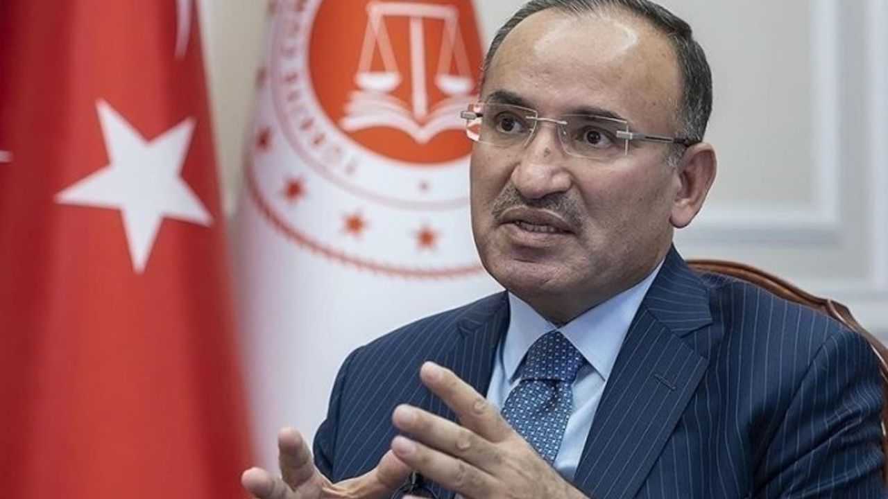 Adalet Bakanı Bozdağ: Hiçbir makam veya kişi, yargı yetkisinin kullanılmasında mahkemelere talimat veremez
