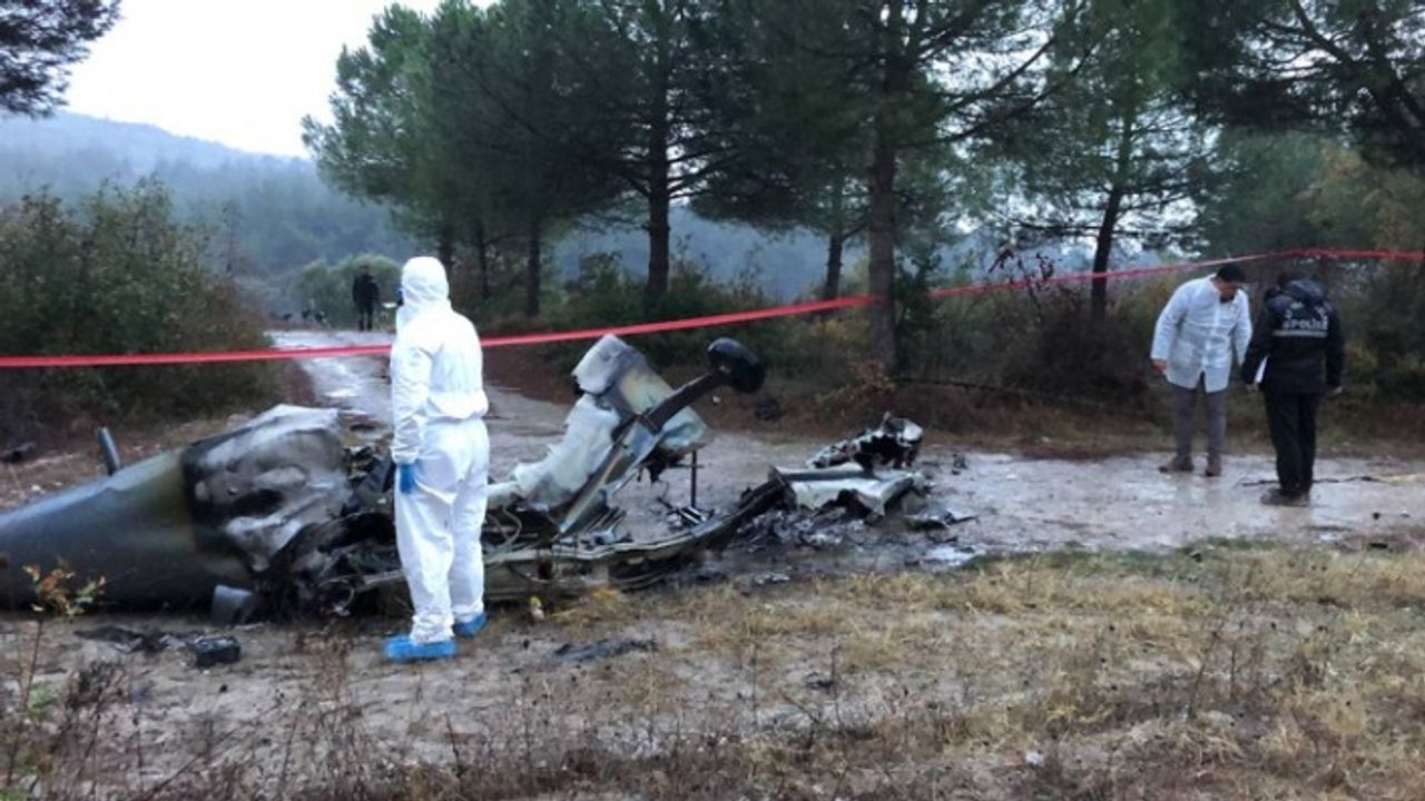 Bursa'da uçak düştü: Hakan Köksal ve Burcu Sağlam öldü