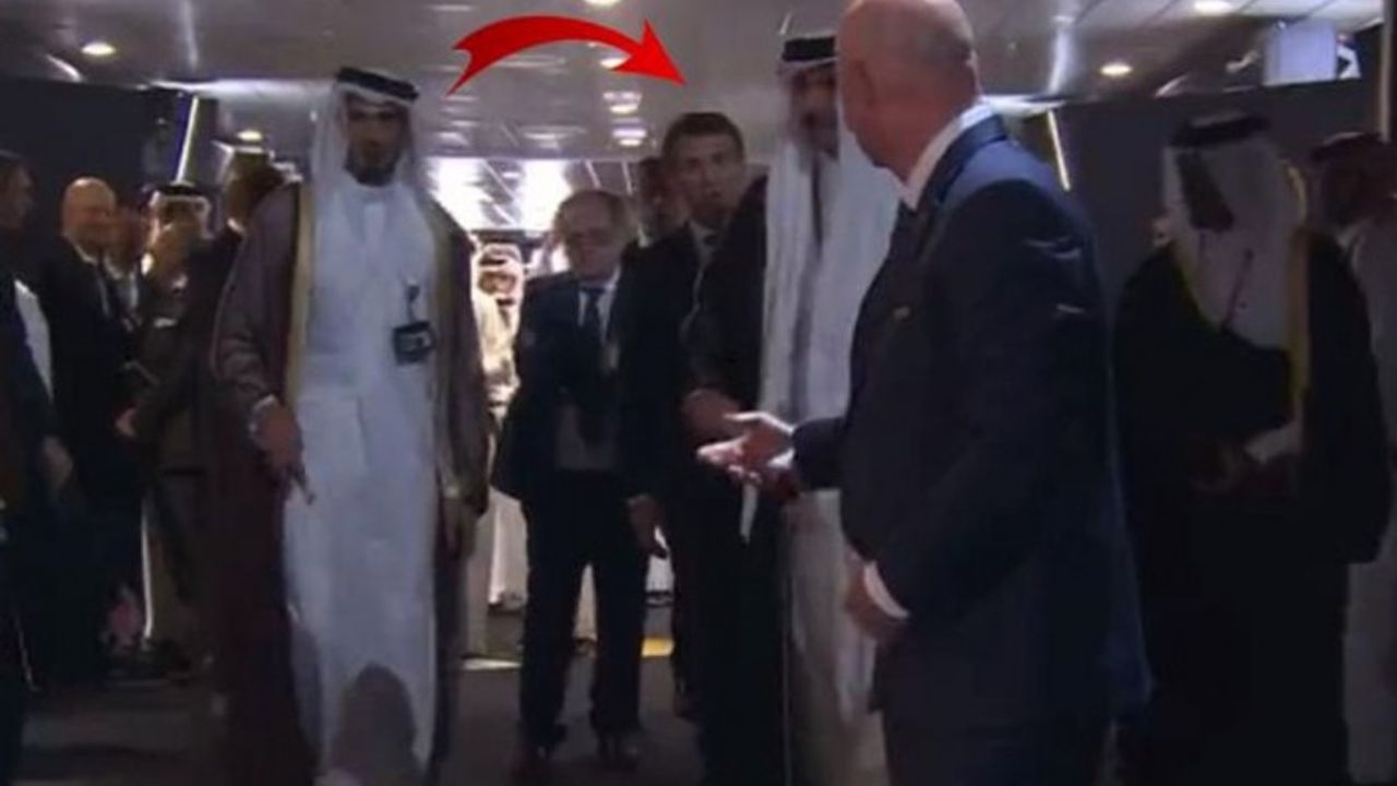 Dünya Kupası finalinde Katar Emiri'nden görülmemiş ayar! Macron neye uğradığını şaşırdı