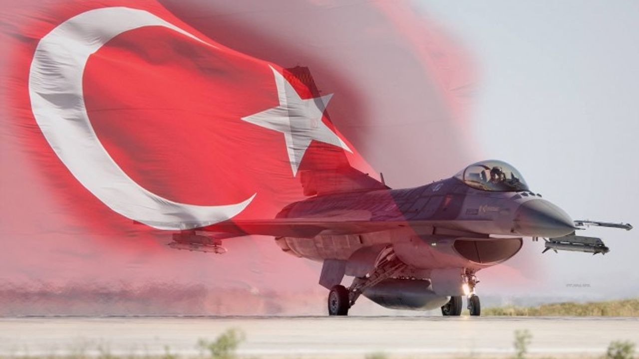 Yunanistan NATO'nun eğitim görevini engellemeye çalıştı: Ege'de tehlikeli provokasyon!  Türk jetleri karşılık verdi