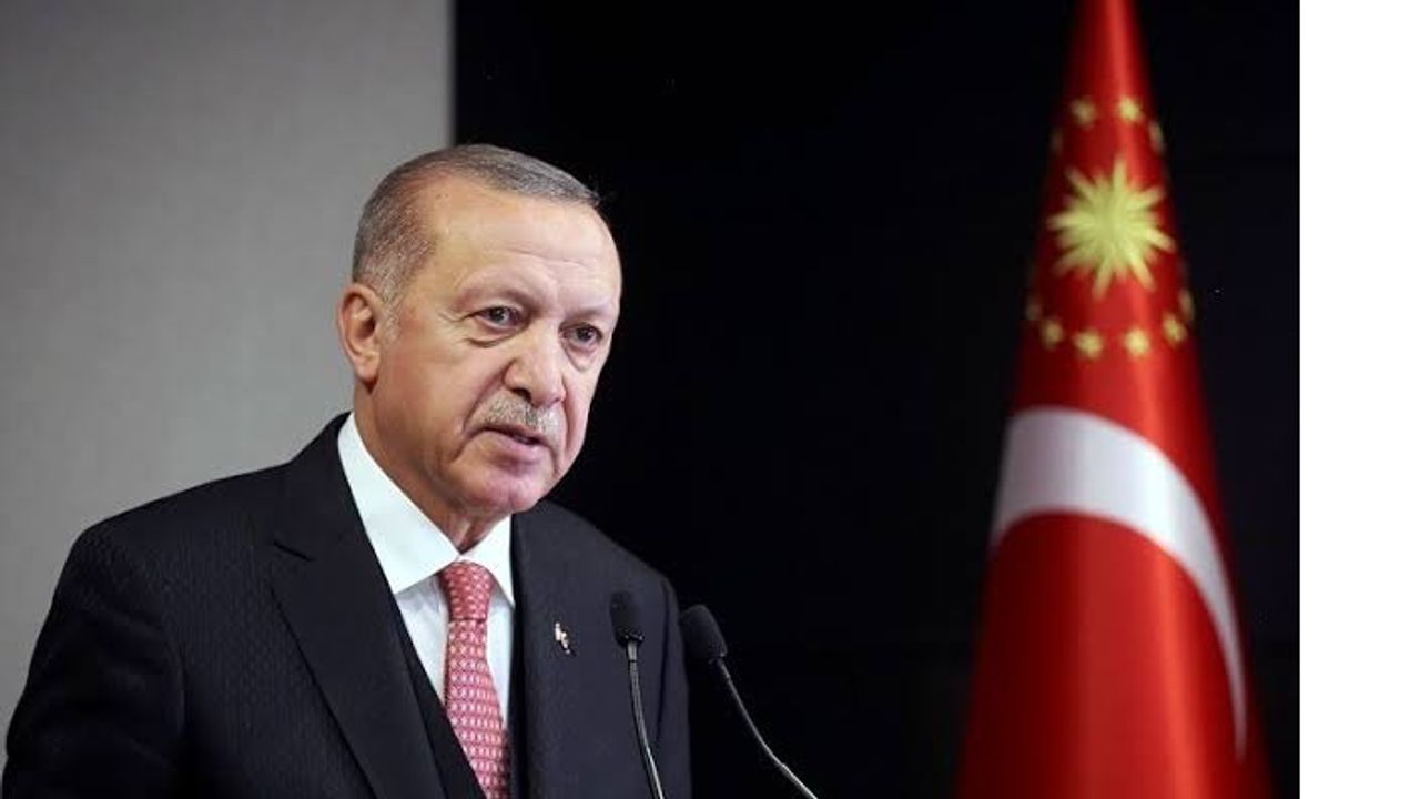 Cumhurbaşkanı Erdoğan canlı yayında açıkladı: Memur ve emekliye ek zam verilecek!