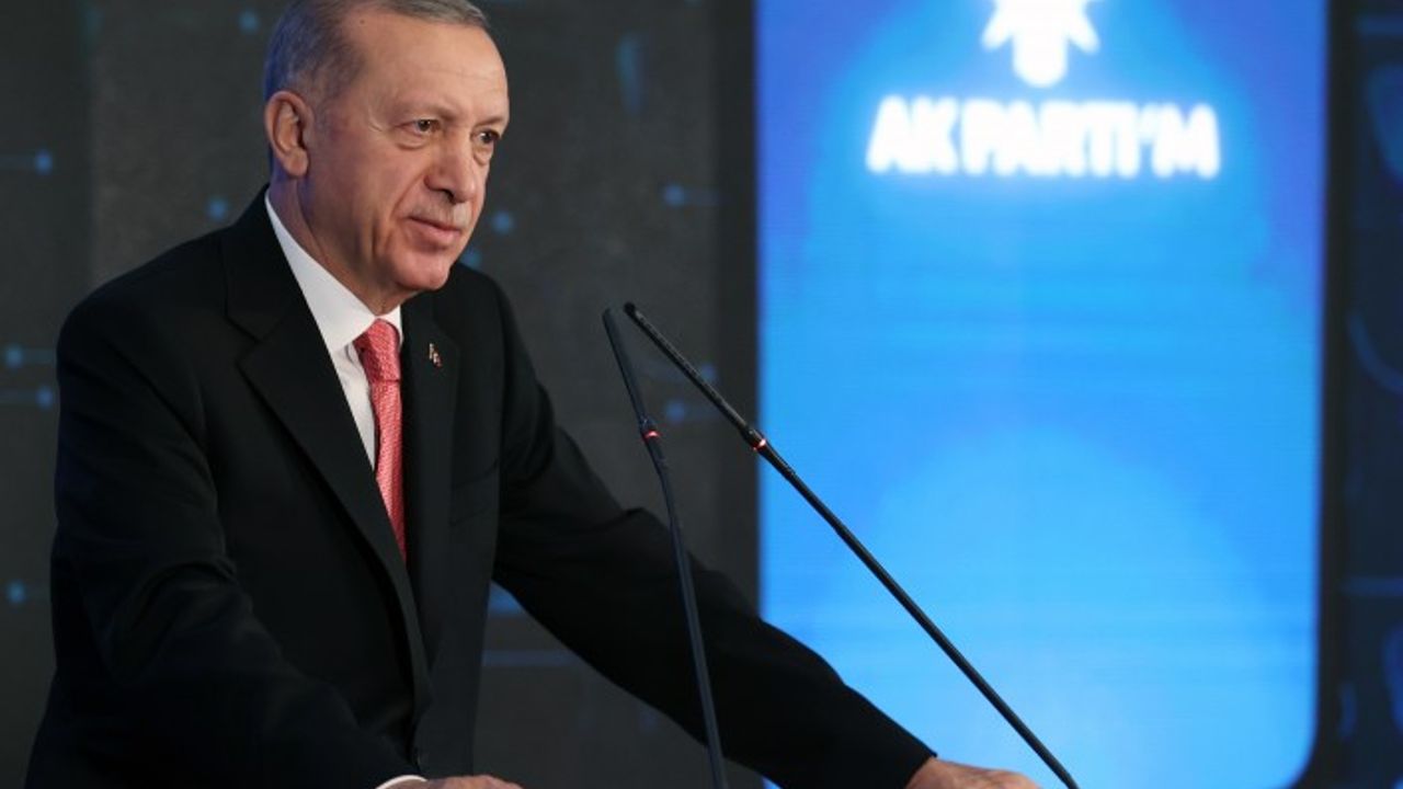 Cumhurbaşkanı Erdoğan'dan muhalefete gönderme: Zeki Müren de bizi görecek mi?