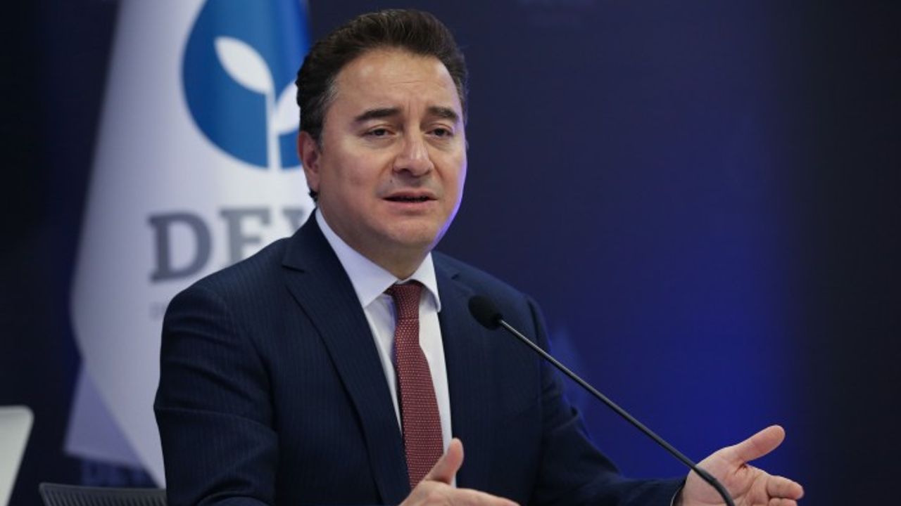DEVA Partili başkan, Ali Babacan'a zehir zemberek sözler söyleyip istifa etti