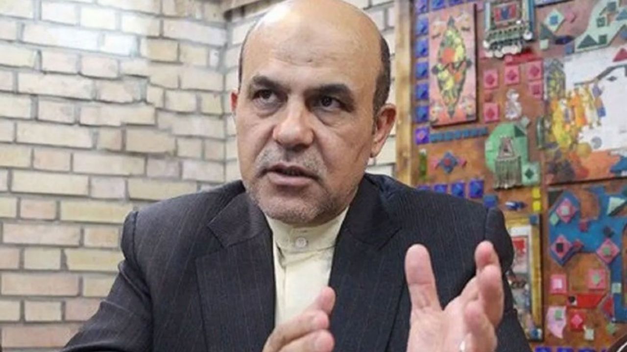İran'da eski bakan yardımcısı Ali Rıza Ekberi idam edildi