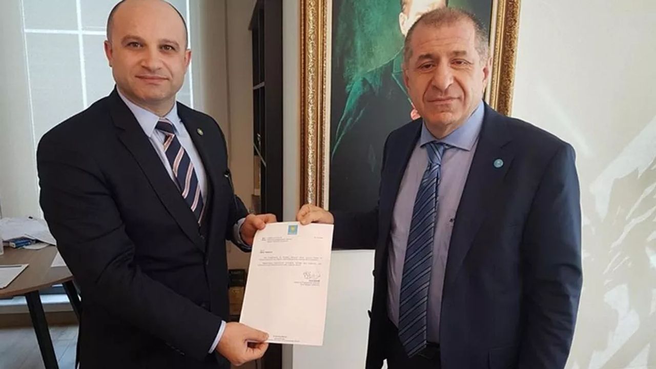 Ümit Özdağ'ın yardımcısı zehir zemberek sözlerle partisinden istifa etti