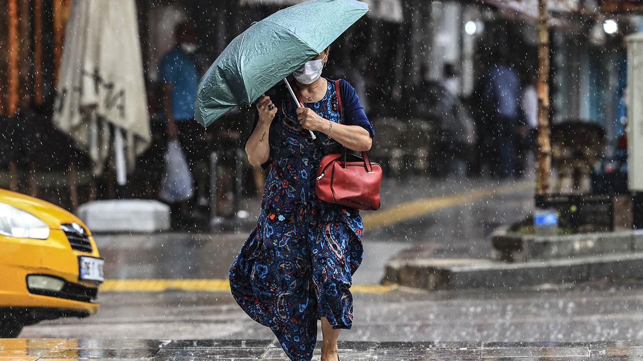 Meteoroloji açıkladı: 2 bölgede sıcaklık azalacak, 22 şehirde yağmur yağacak
