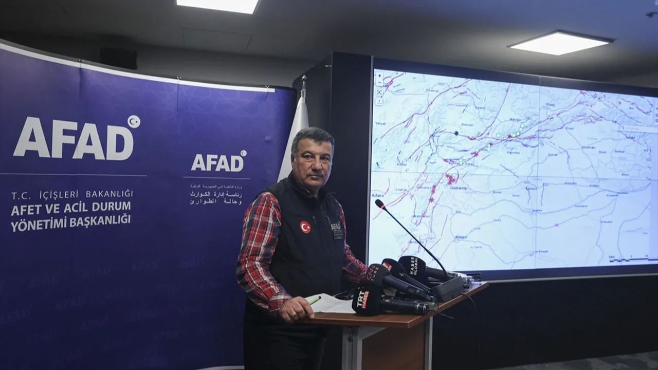 AFAD'dan o bölgeye flaş deprem uyarısı: 6'nın üzerine çıkabilecek sarsıntılar olabilir