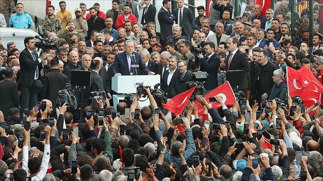 Cumhurbaşkanı Erdoğan Hatay'da konuştu: Bize düşen sizden helallik istemektir