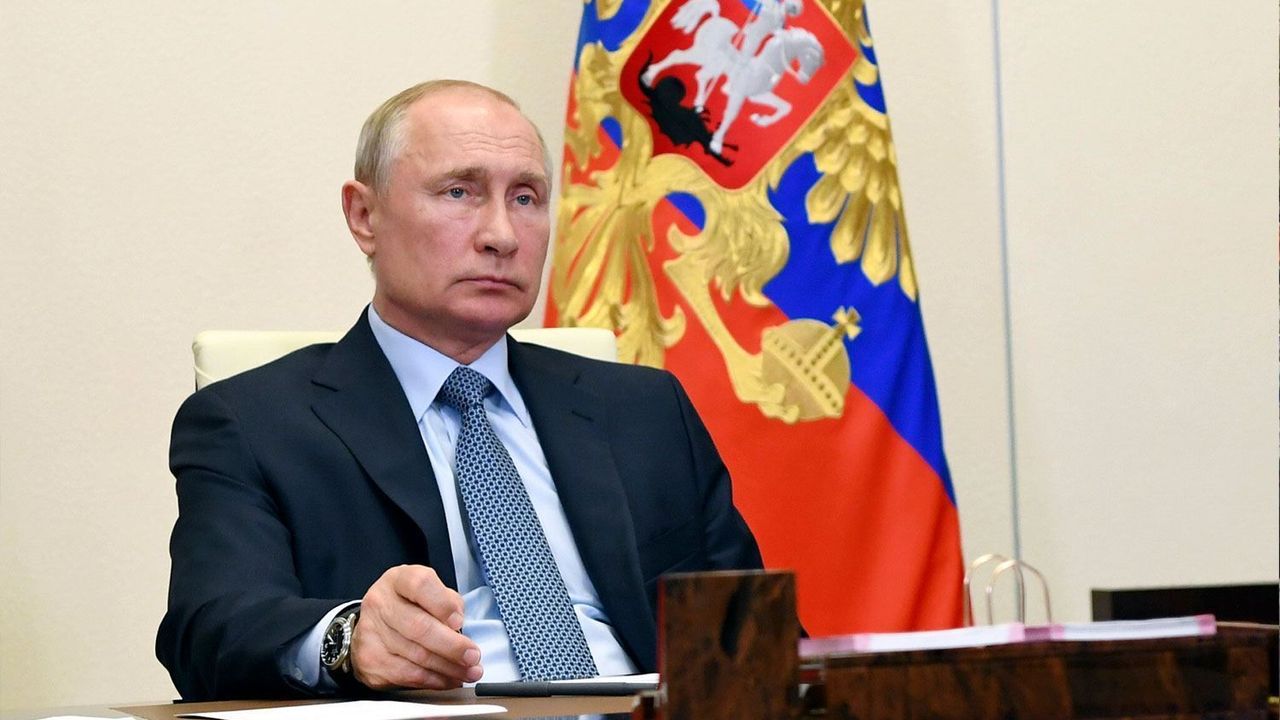 Putin'e tutuklama kararı ile ilgili Rusya'dan flaş açıklamalar. Tuvalet kağıdı göndermesi
