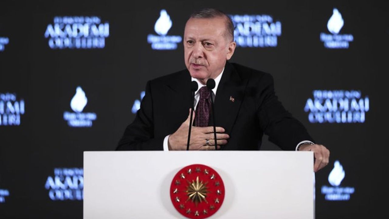 Erdoğan: Asalakları kendi hırslarıyla baş başa bırakıyoruz