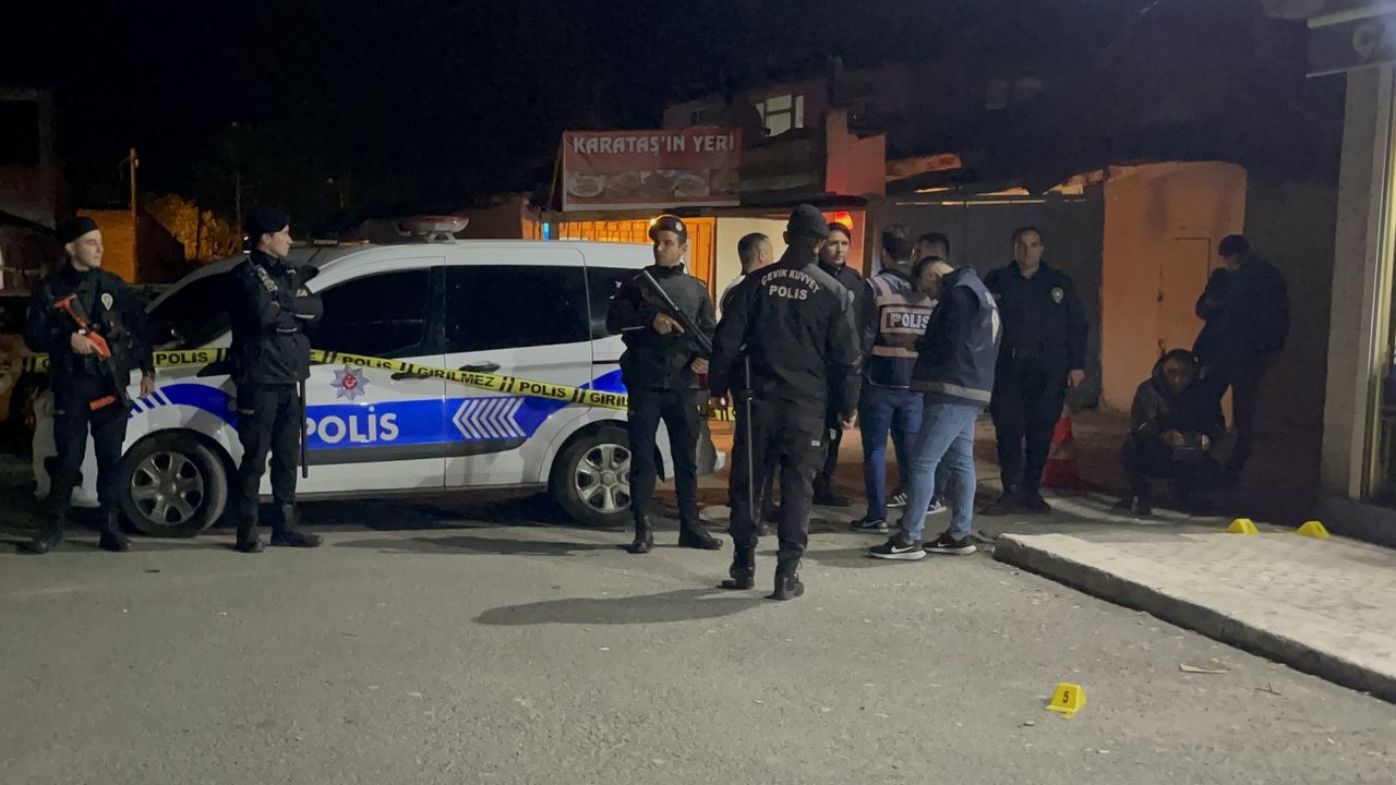 Tekirdağ'da kaçan kişiyi kovalayan polis, başka bir şüpheli tarafından vuruldu