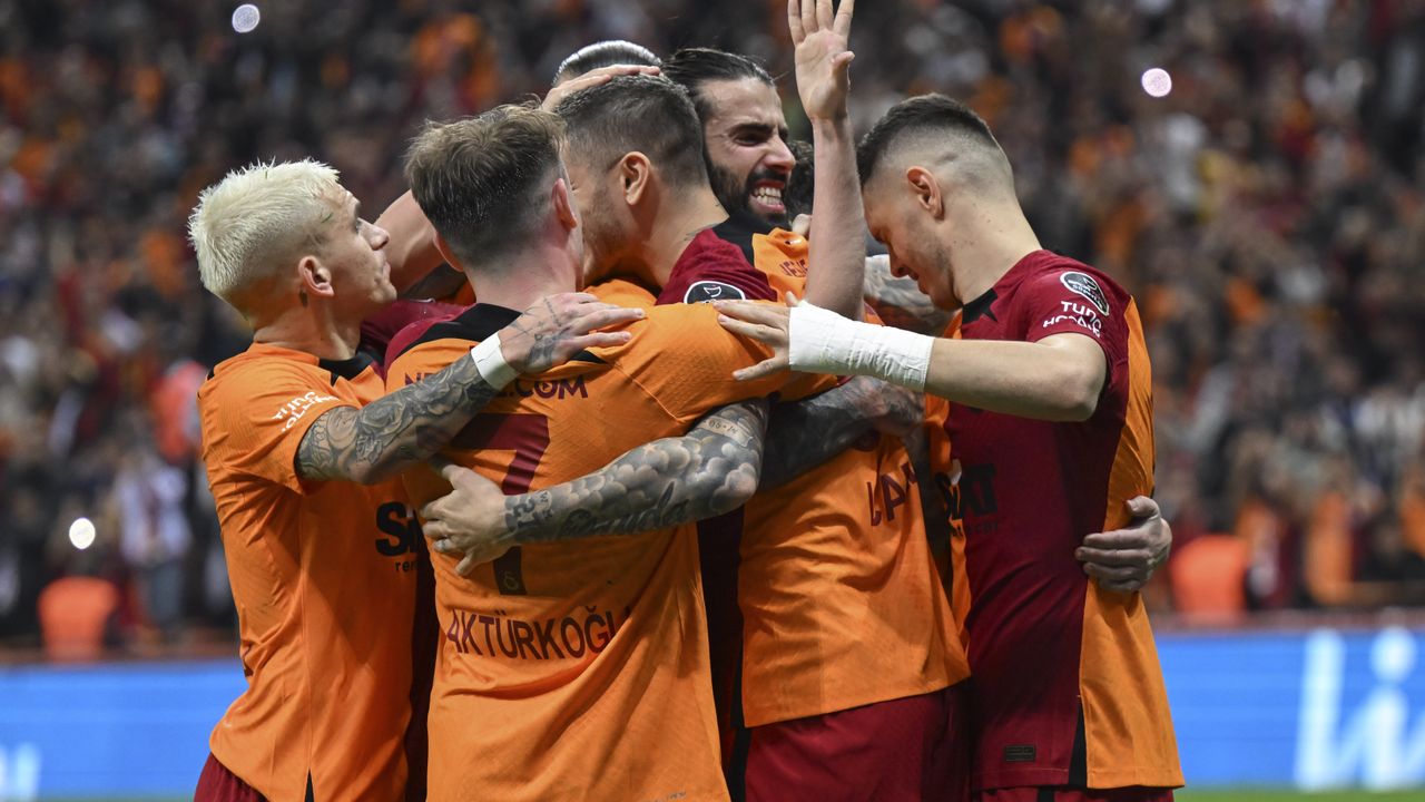 Galatasaray yarım düzine gol attı: Icardi'nin gecesi