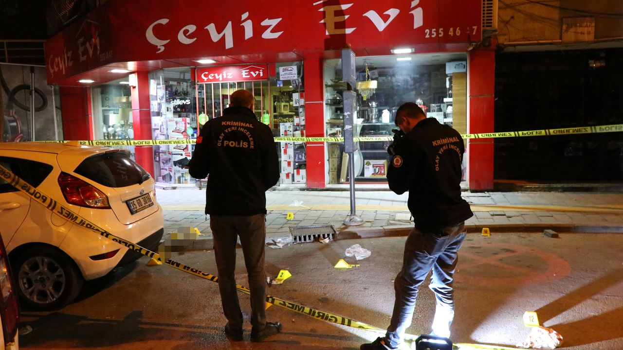 İzmir'de cinayet: Mehmet Aydın öldü