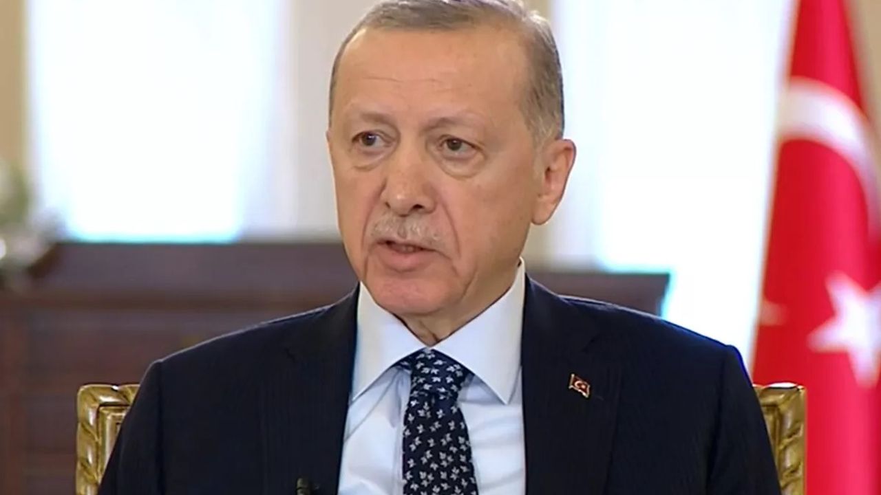 Erdoğan rahatsızlandı, canlı yayın kesildi. Nedenini açıkladı