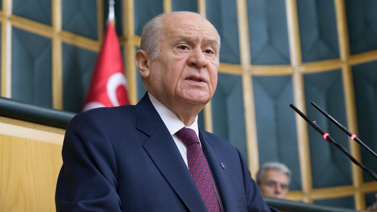 Devlet Bahçeli'den Avrupa'daki Türklere 'seçim' çağrısı