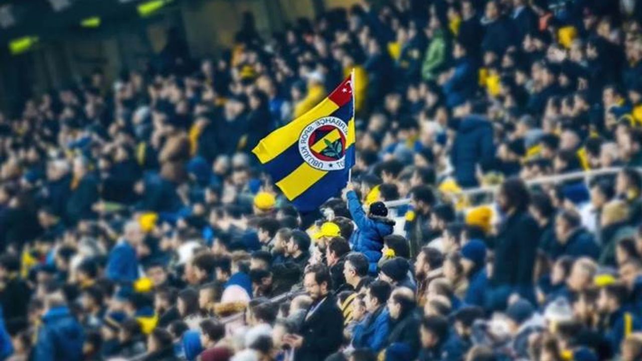 Fenerbahçe'nin yeni sezonda giyeceği iddia edilen forma ortalığı fena karıştırdı