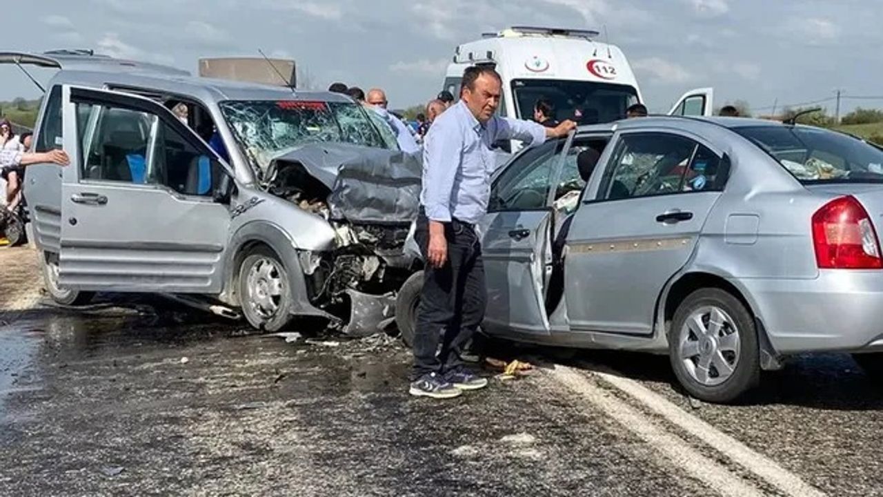 Karabük'te feci kaza: Yaşar Umur ve Müzeyyen Umur öldü