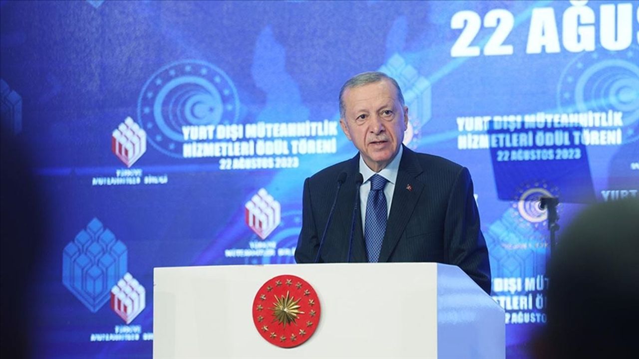 Erdoğan: Yürüyün arkanızdan milletle beraber biz de yürüyeceğiz