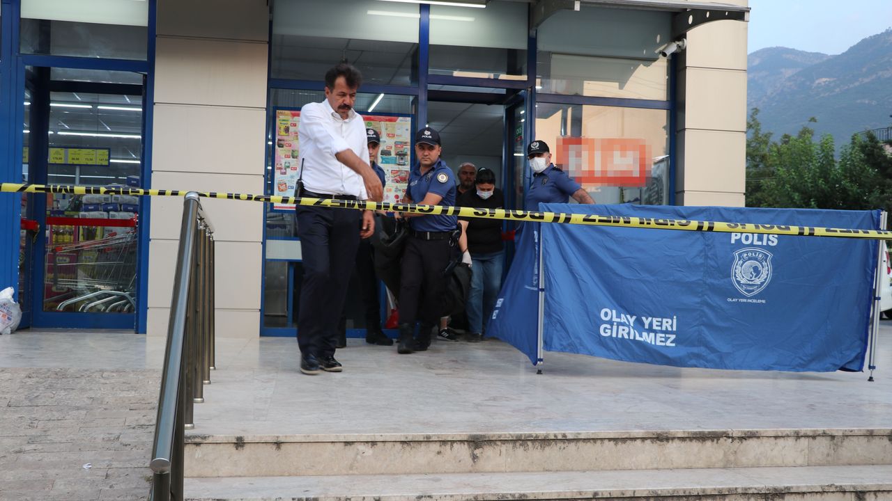 Denizli'de markette eşi Elif Ulubey'i vuran Ahmet Ulubey intihar etti