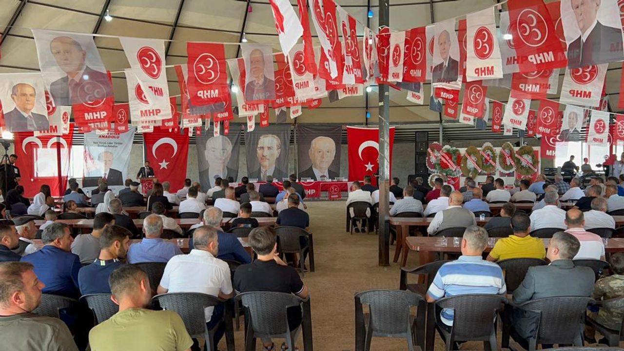 MHP Silopi ilçe kongresi kıl çadırda yapıldı. Koçero Saluci güven tazeledi
