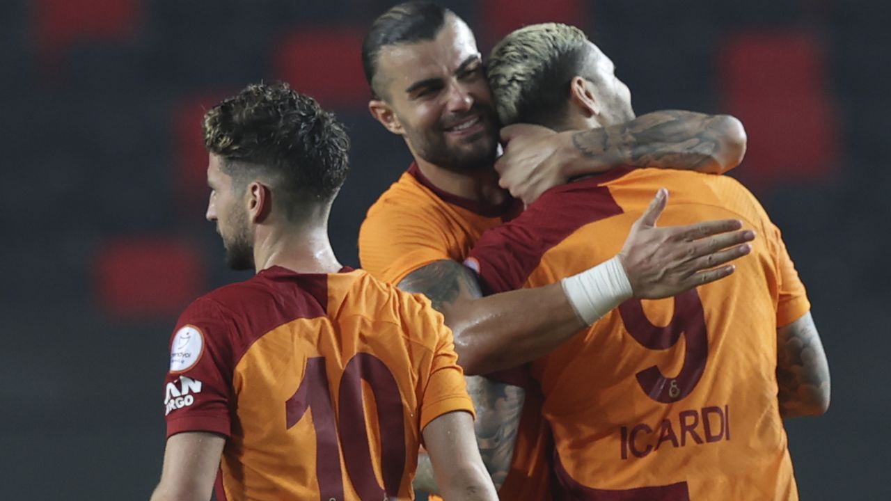 Galatasaray da tutulmuyor Icardi de. Gaziantep'i farklı yendi