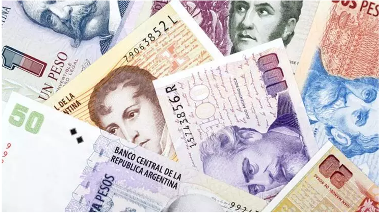 Arjantin'de enflasyon 32 yılın en yüksek seviyesine ulaştı