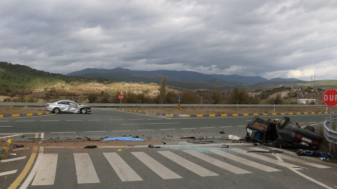 Kastamonu'da kaza: Sezgin Tom öldü. 4 kişi yaralandı