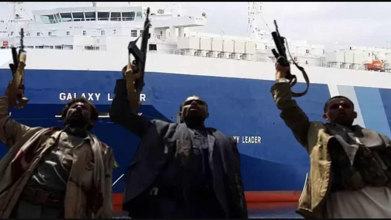 Yemenli Husiler, Kızıldeniz'de kargo gemisine el koydu!