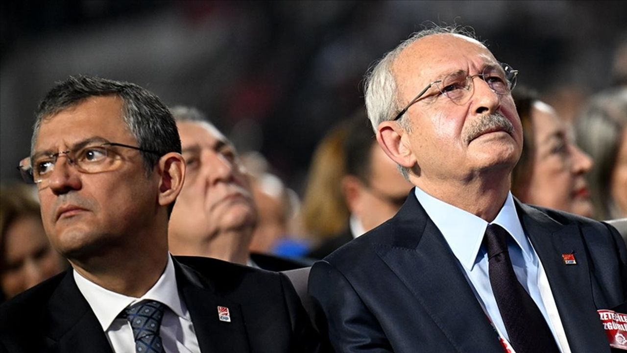 Kılıçdaroğlu ve Özel rekabeti: CHP'nin yeni genel başkanı seçiminde şaşırtan sonuç!