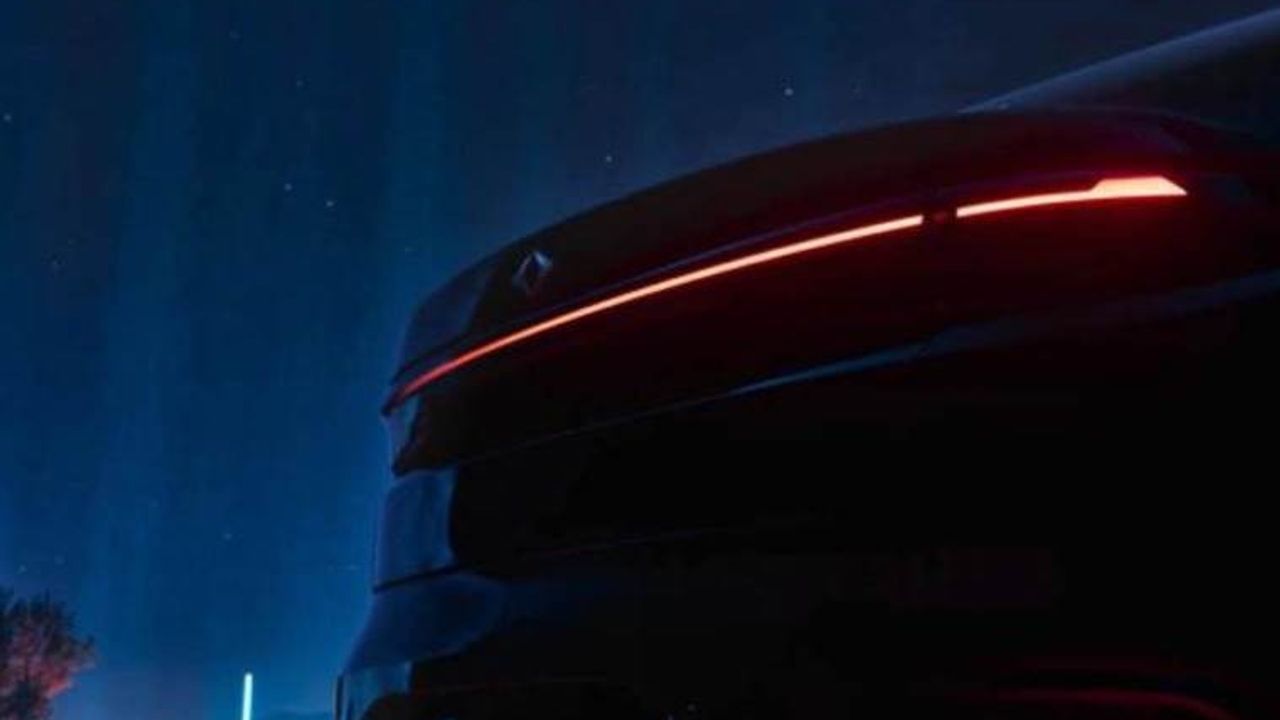 TOGG yeni sedan modelinin görüntüsünü paylaştı