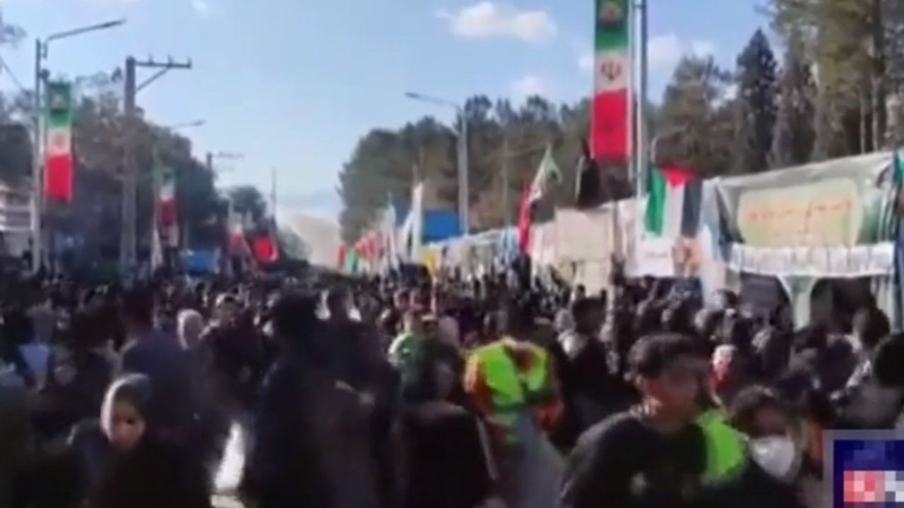 İran'a bomba. Patlamada en az 50 kişi öldü