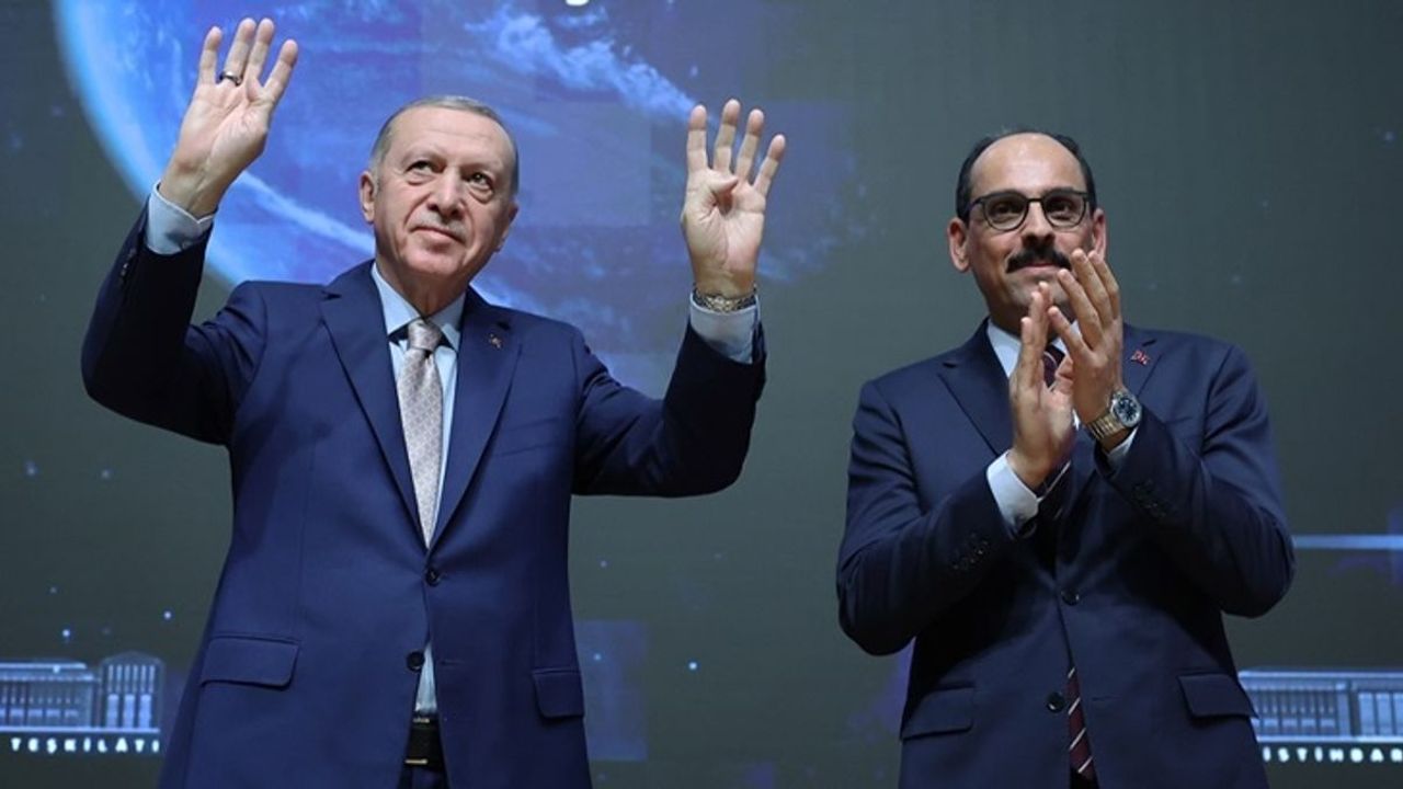 MİT programında fotoğraf krizi! Cumhurbaşkanı Erdoğan'ın hesabından paylaşılan kareler hemen silindi!