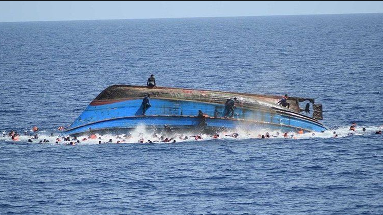 Nijerya'da tekne faciası: 8 kişi ölü 100 kayıp!