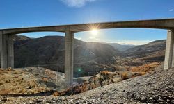 Türkiye'nin en yüksek ayaklı viyadüğü trafiğe açılıyor