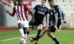 Sivasspor Trabzonspor'u farklı yendi: 5 gol, 1 kırmızı kart