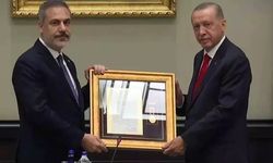 Erdoğan Hakan Fidan'a Devlet Üstün Hizmet Madalyası verdi