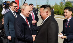 Kim Jong-un,Putin ile bir araya geldi
